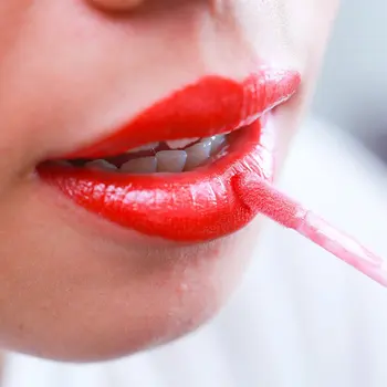 Strokovno 1000pcs/paket Lip Gloss Pripomočki Šminka Aplikator Wands Razpoložljivi za Ustnice Ščetke Večino Ličila Brush Tool Kit