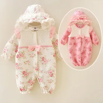 Newborn baby girl obleke 0 3 6 9 mesecev vintage cvetlični bombažne čipke ruffle dojenčka romper pomlad baby dekle jumpsuit komplet rojstni dan