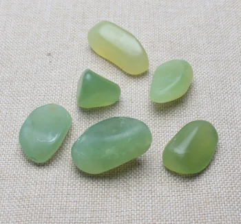 100 g Naravnih Green Jade kamen Grobo Rock Polirani zdravljenje vzorec Naravnih kamnov in mineralov R4321