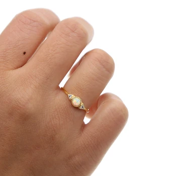Vrh qualilty drobne občutljivo zlato barvo malih obročev opal cz kamna velikosti 6 7 8 Dekle darilo preprosto srčkan prst prstan na debelo