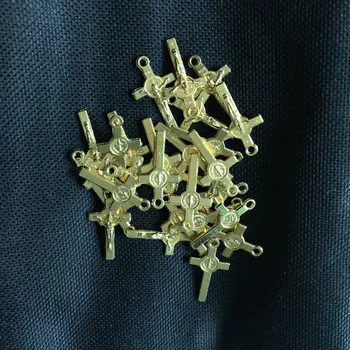 50 kos Drobne čare 12 mm*22 mm majhni križi St. Sveti Benedikt Križ Katoliški Križ za venec Zapestnica darila