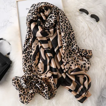 2020 Moda za Ženske, Svilena oblačila Hidžab Leopard Tiskanja Ženski Zimski Šal Foulard Šali in Obloge Lady zaščito pred soncem Plaži Rute Stoles
